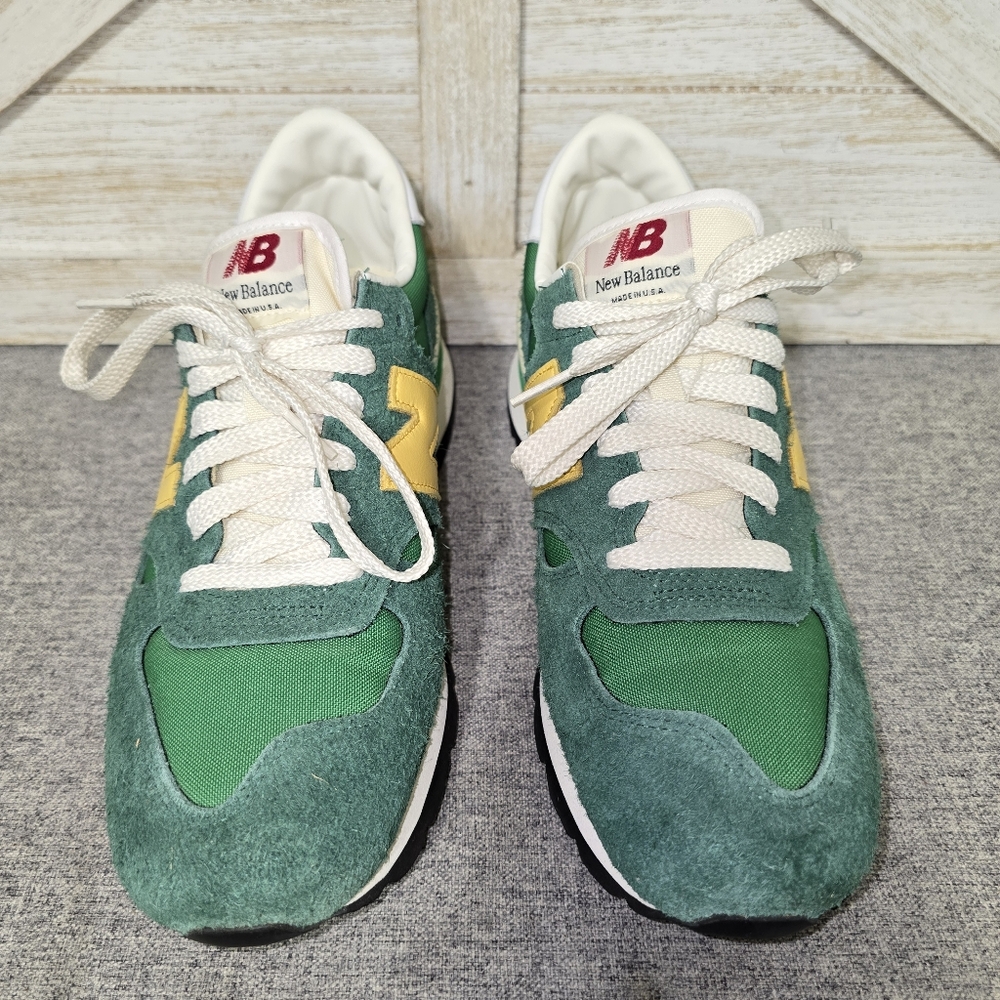 New Balance 990v1 Made in USA Men Size 9.5 M990GG1 Teddy Santis Green Gold
